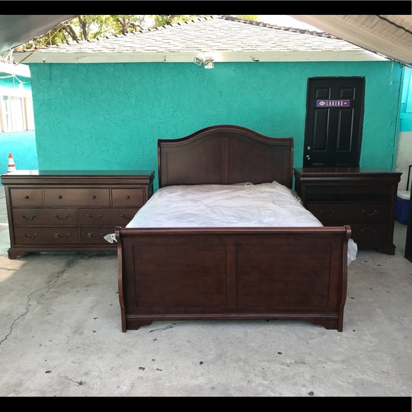 King size Bed set